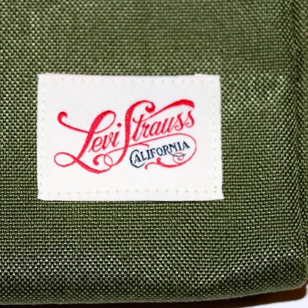 New Levi's iPad Tablet Case Fits Most Tablets 8.25”x9.5”